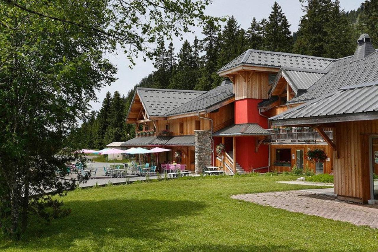 Les Roches 1500 Hotel Mieussy Eksteriør billede