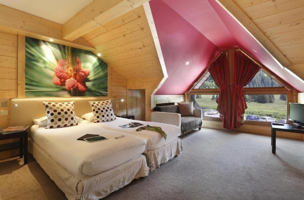 Les Roches 1500 Hotel Mieussy Eksteriør billede